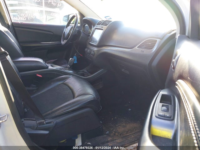 Dodge Journey Crossroad Plus 2016 3C4PDCGB0GT220277 Image 5