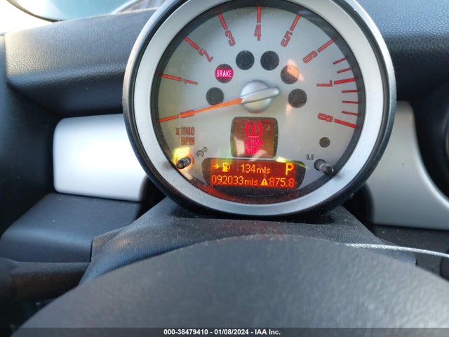2009 MINI COOPER WMWMF33519TW79973 Photo 6