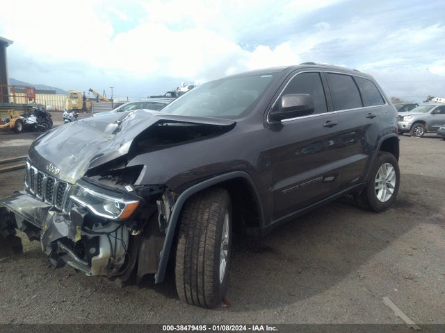1C4RJEAG9HC664482 Jeep Grand Cherokee Laredo 4x2