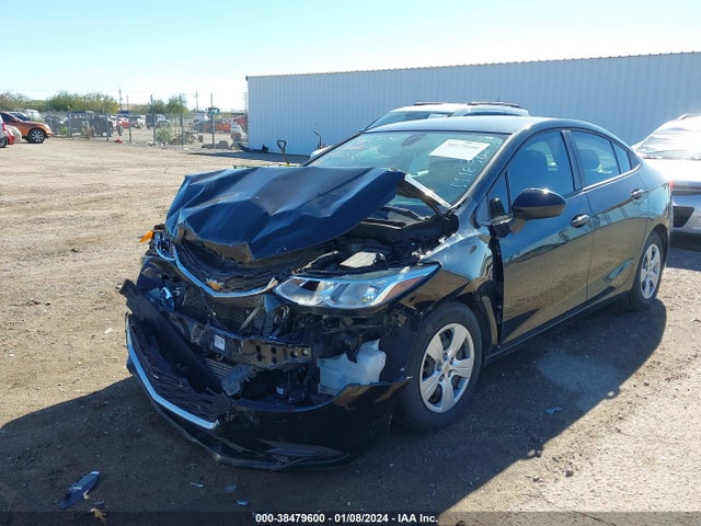 Chevrolet Cruze Ls Auto 2018 1G1BC5SM9J7111886 Image 2