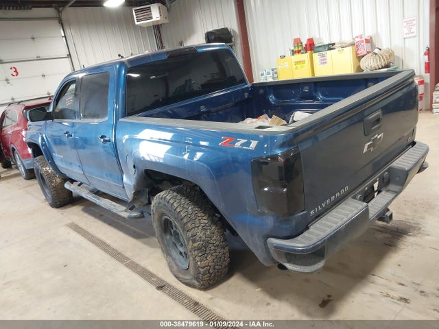 Chevrolet Silverado 1500 2lt 2018 3GCUKREC7JG100628 Image 3