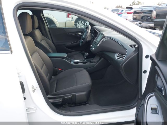 1G1ZB5ST9JF207953 Chevrolet Malibu 1ls
