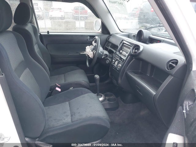2006 SCION XB VIN: JTLKT324364124187