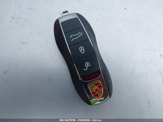 2017 PORSCHE MACAN WP1AB2A51HLB15039 Photo 10