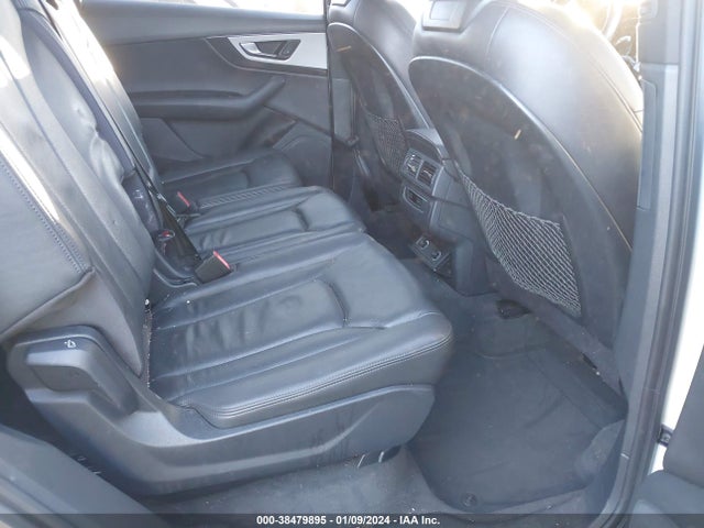 WA1LHAF75HD044591 Audi Q7 2.0t Premium