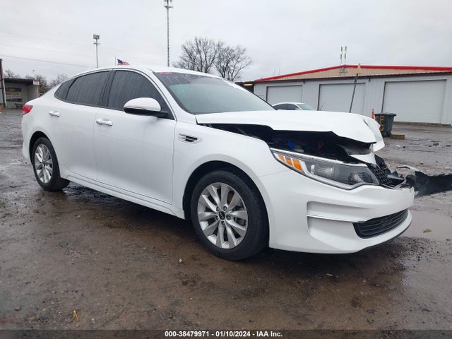KIA Optima Lx 2018 5XXGT4L35JG255276 Image 1