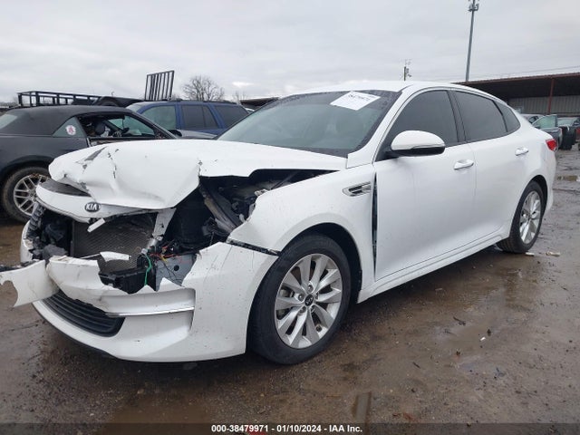 KIA Optima Lx 2018 5XXGT4L35JG255276 Image 2