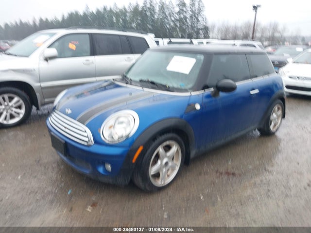 2008 MINI COOPER WMWMF33588TU69370 Photo 1