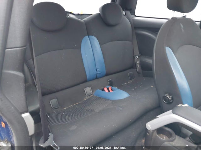 2008 MINI COOPER WMWMF33588TU69370 Photo 7