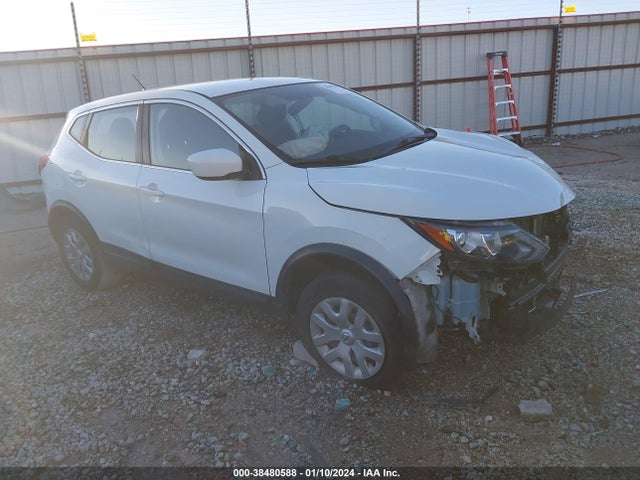 Nissan Rogue Sport S 2018 JN1BJ1CP8JW154302 main image