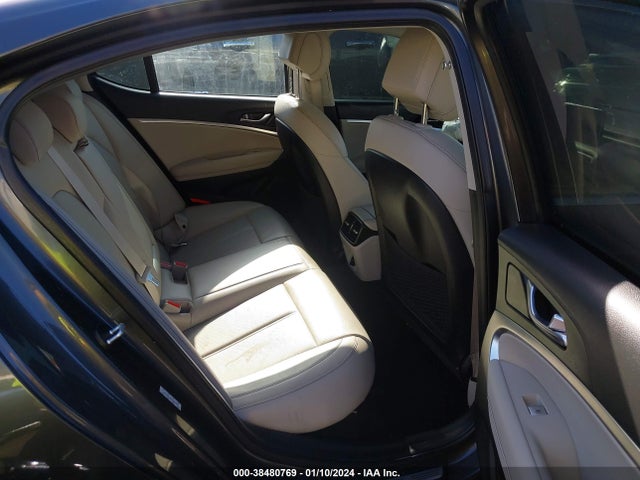 Genesis G70 2.0t Advanced 2019 KMTG64LA6KU037396 Image 8