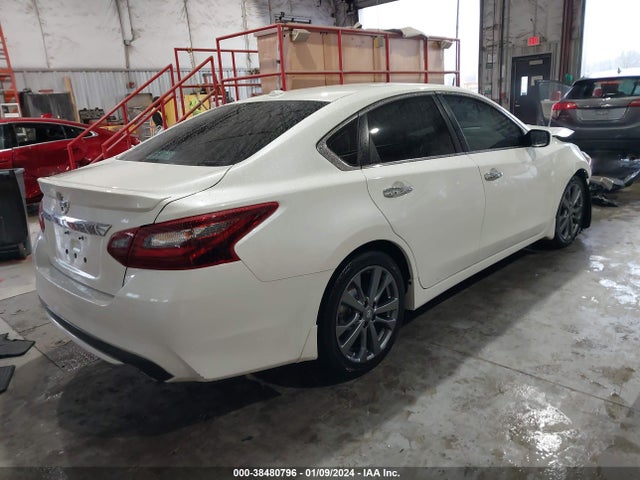 Nissan Altima 2.5 Sr 2018 1N4AL3AP5JC256536 Image 4