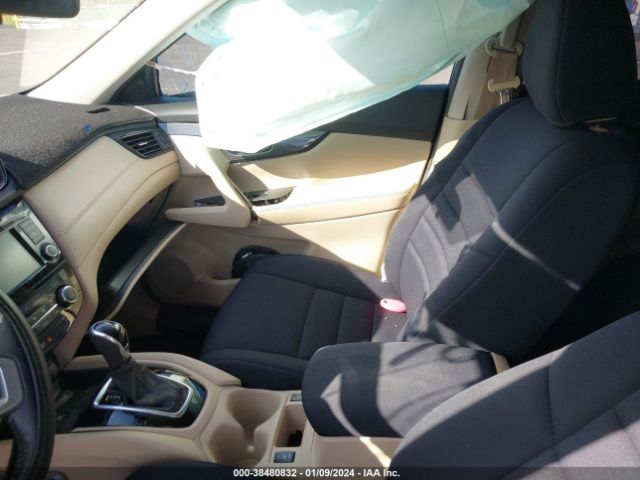 JN8AT2MT7LW017492 Nissan Rogue Sv Fwd