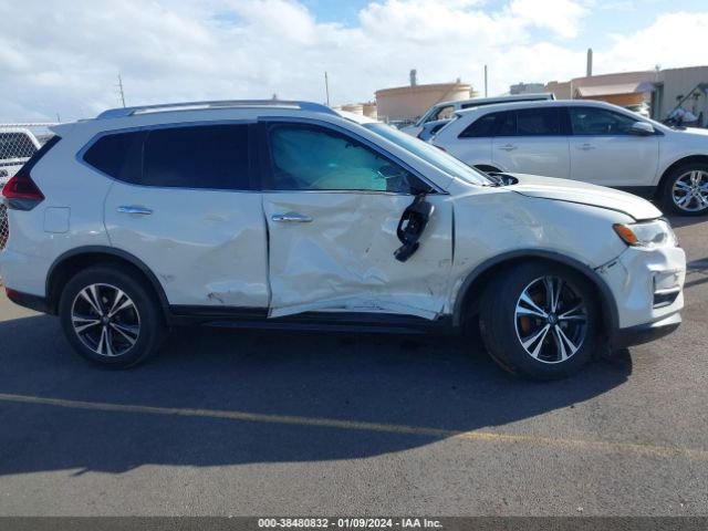 JN8AT2MT7LW017492 Nissan Rogue Sv Fwd