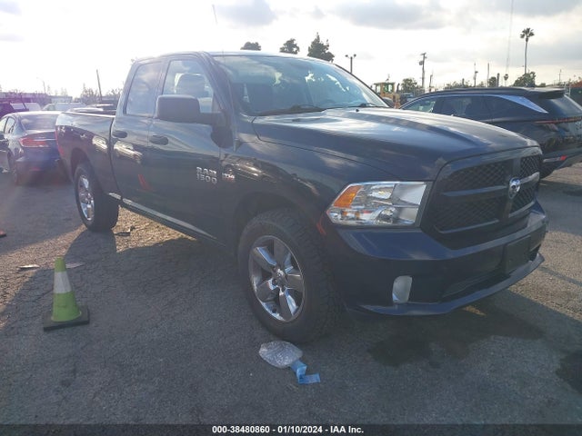 RAM 1500 Express Quad Cab 4x2 6'4 Box 2018 1C6RR6FT1JS341440 главное изображение