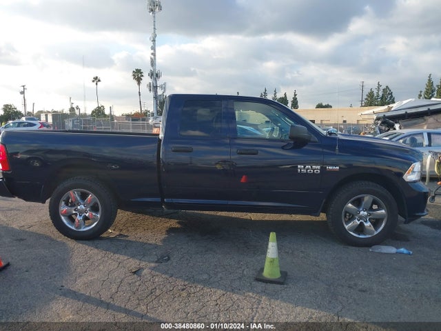 RAM 1500 Express Quad Cab 4x2 6'4 Box 2018 1C6RR6FT1JS341440 Image 13