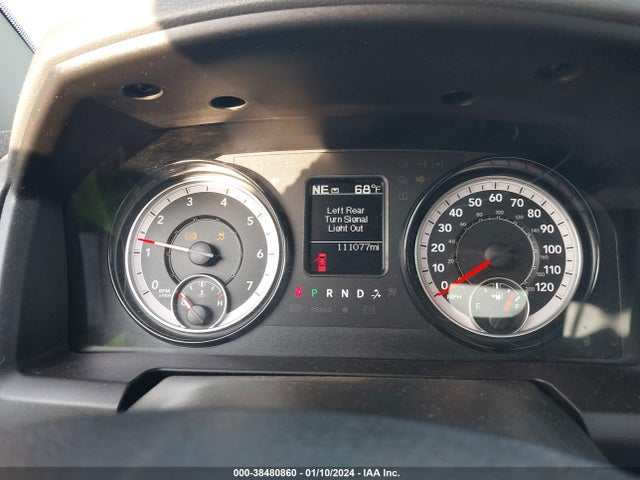 RAM 1500 Express Quad Cab 4x2 6'4 Box 2018 1C6RR6FT1JS341440 Image 7