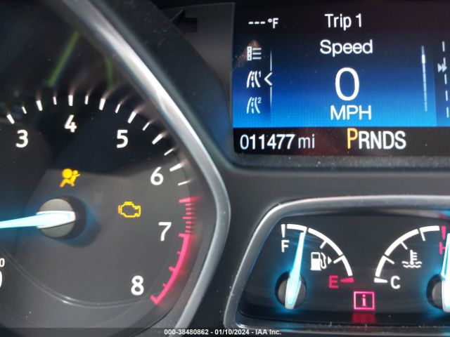 1FMCU0GD5KUB56441 Ford ESCAPE SE
