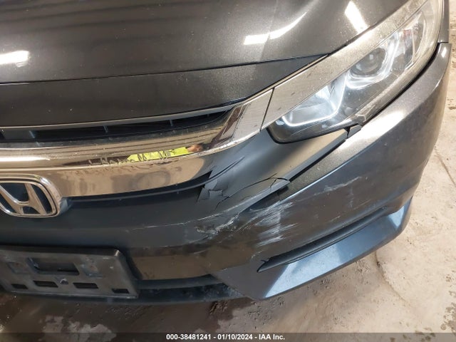 Honda Civic Lx 2018 2HGFC2F57JH559849 Image 6