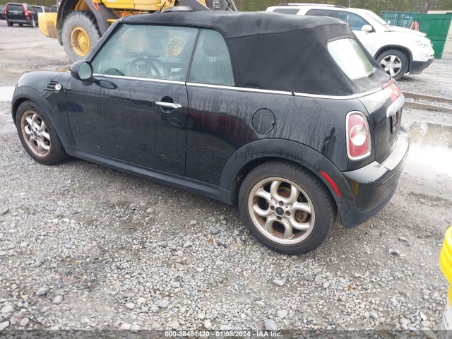 2012 MINI COOPER WMWZN3C58CT134370 Photo 2