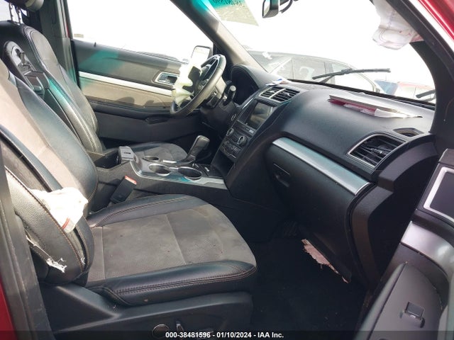 2017 FORD EXPLORER XLT VIN: 1FM5K7D8XHGA33210