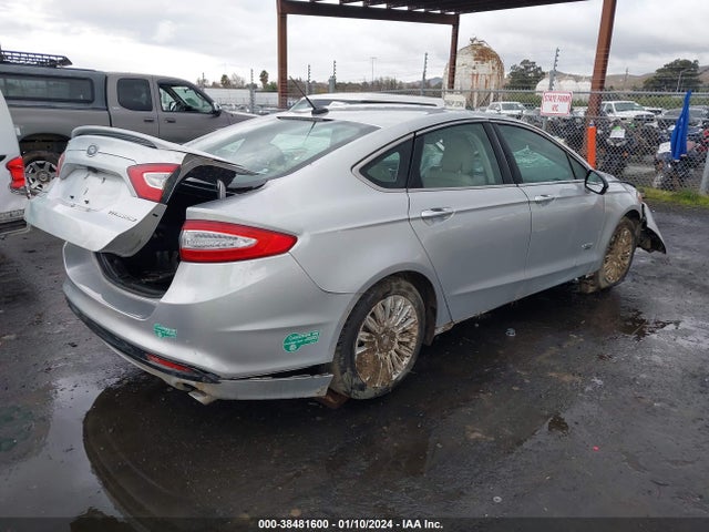 Ford Fusion Energi Titanium 2014 3FA6P0SU5ER269937 Image 4