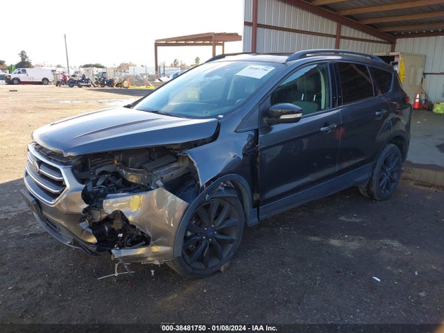 Ford Escape Titanium 2017 1FMCU0J9XHUE48129 Image 2