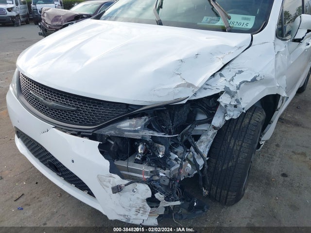 2C4RC1EG2KR666716 Chrysler Pacifica Touring L Plus