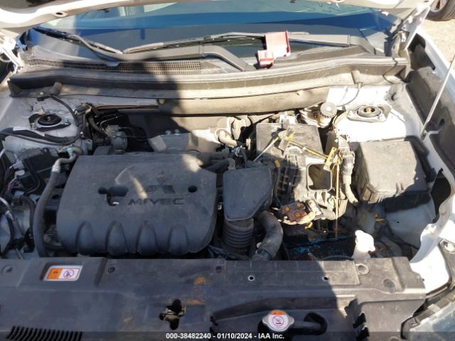 JA4AD2A37HZ017943 Mitsubishi Outlander Es