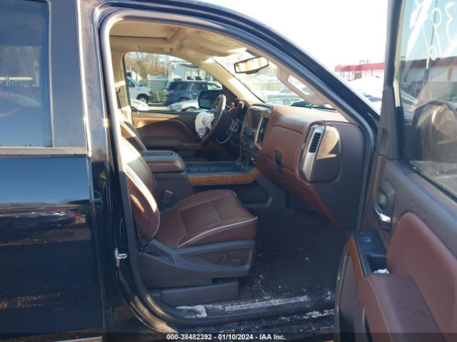 3GCUKTECXEG498825 Chevrolet Silverado 1500 High Country