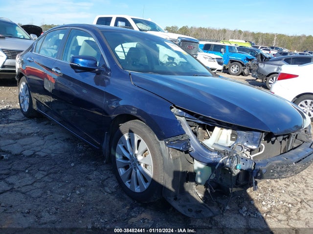 2014 1HGCR2F88EA039370 main image