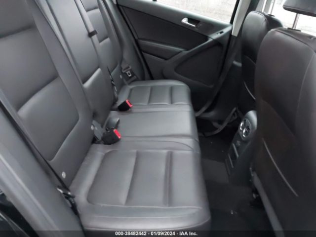 WVGAV7AX1HK037676 Volkswagen Tiguan 2.0t/2.0t S