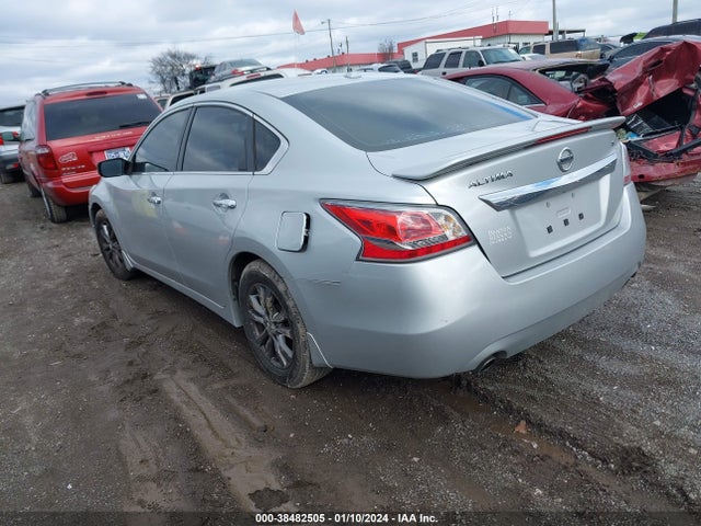 Nissan Altima 2.5 S 2015 1N4AL3APXFC186149 Image 3
