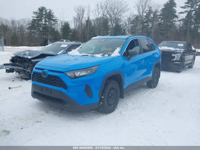 Toyota RAV4 LE 2019 2T3F1RFV3KC050311 Image 2