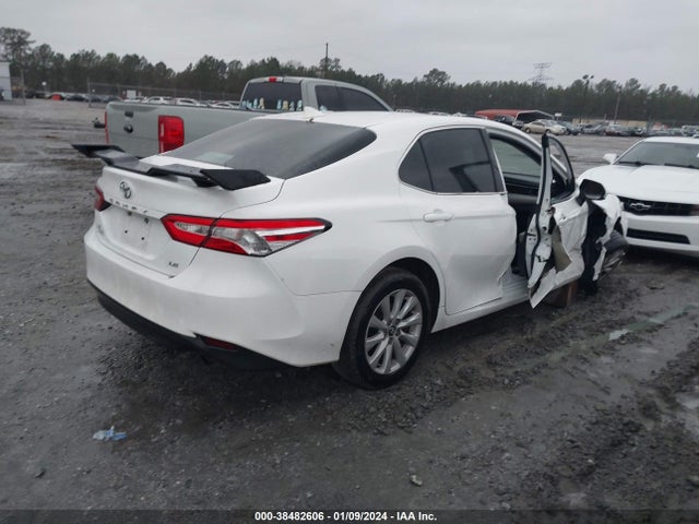 Toyota CAMRY LE 2020 4T1C11AK5LU861599 Image 4