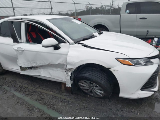 Toyota CAMRY LE 2020 4T1C11AK5LU861599 Image 6