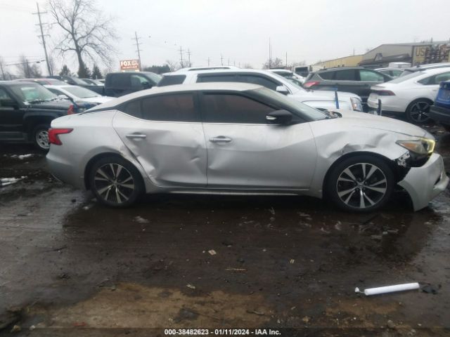 1N4AA6AP0HC456578 Nissan Maxima 3.5 Sv