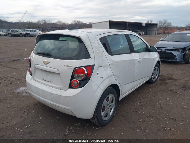 Chevrolet Sonic Ls Auto 2015 1G1JA6SG7F4184488 Image 4