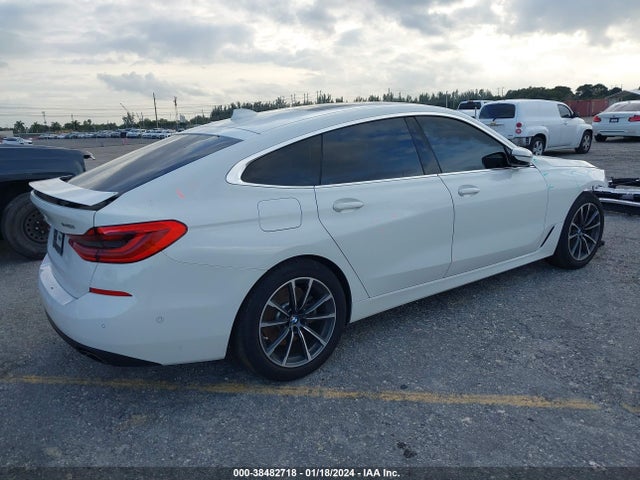 WBAJV6C59KBK08219 BMW 640i Gran Turismo Xdrive