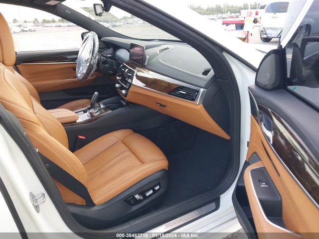WBAJV6C59KBK08219 BMW 640i Gran Turismo Xdrive