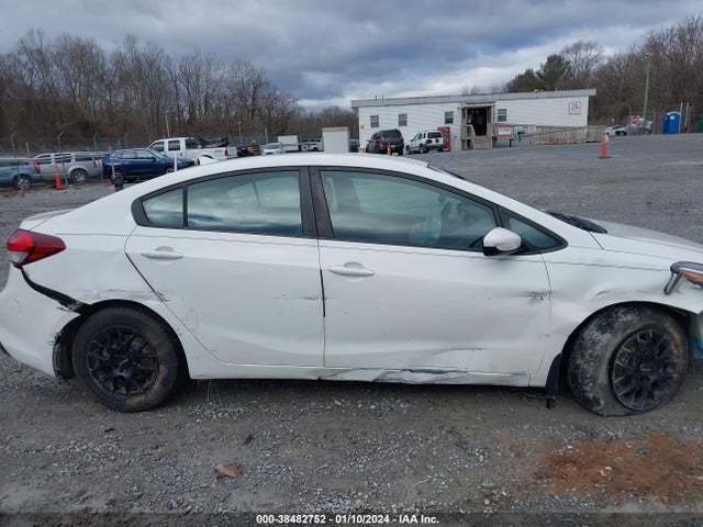 KIA FORTE LX 2018 3KPFK4A71JE218710 Image 13
