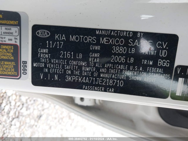 KIA FORTE LX 2018 3KPFK4A71JE218710 Image 9