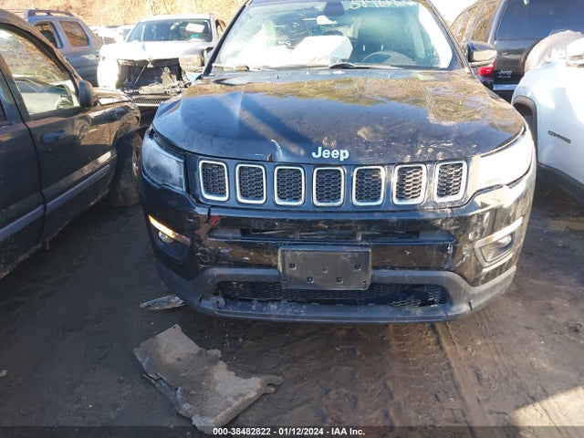 Jeep Compass Latitude 4x4 2019 3C4NJDBB6KT647498 Image 12