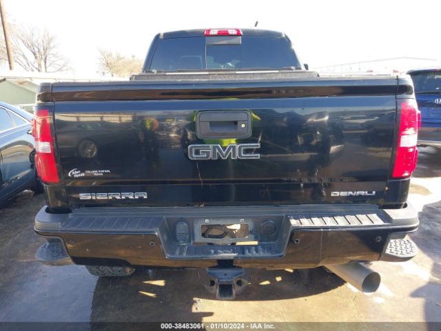 1GT12UEY1JF266565 GMC Sierra 2500hd Denali