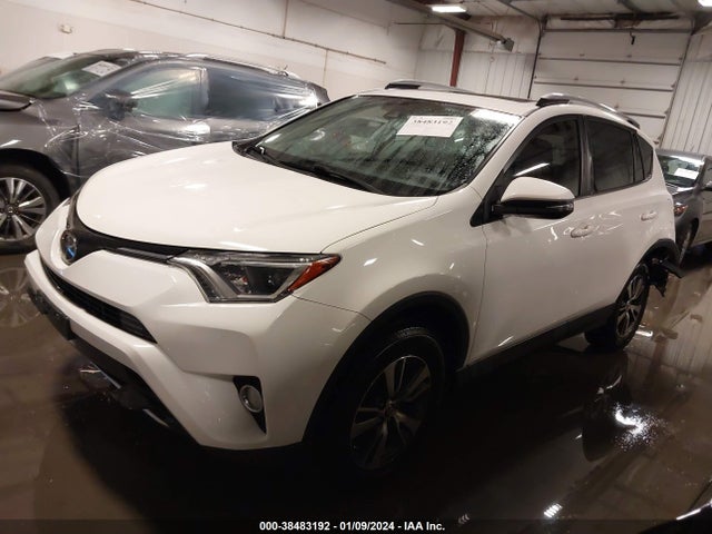 2018 TOYOTA RAV4 XLE VIN: JTMWFREV4JJ190771