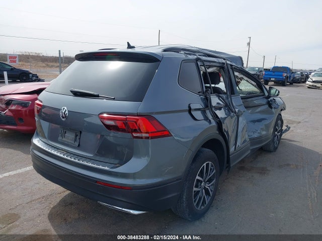 3VV1B7AX3MM011534 Volkswagen Tiguan 2.0t S