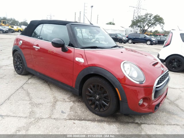 2017 MINI CONVERTIBLE WMWWG9C3XH3C81394 Photo 0