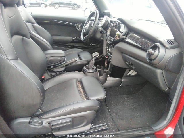 2017 MINI CONVERTIBLE WMWWG9C3XH3C81394 Photo 4
