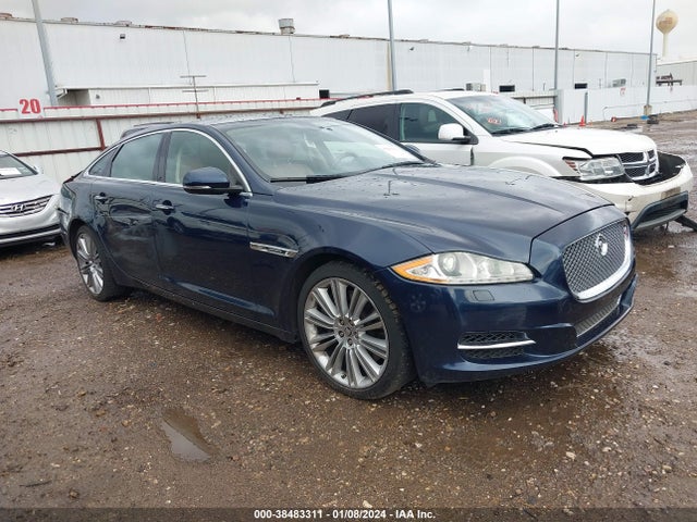 2011 JAGUAR XJ SAJWA2GE3BMV05659 Photo 0