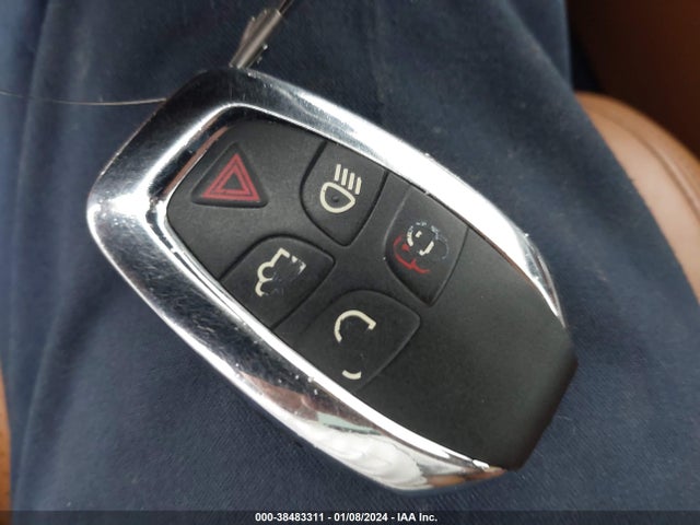 2011 JAGUAR XJ SAJWA2GE3BMV05659 Photo 10